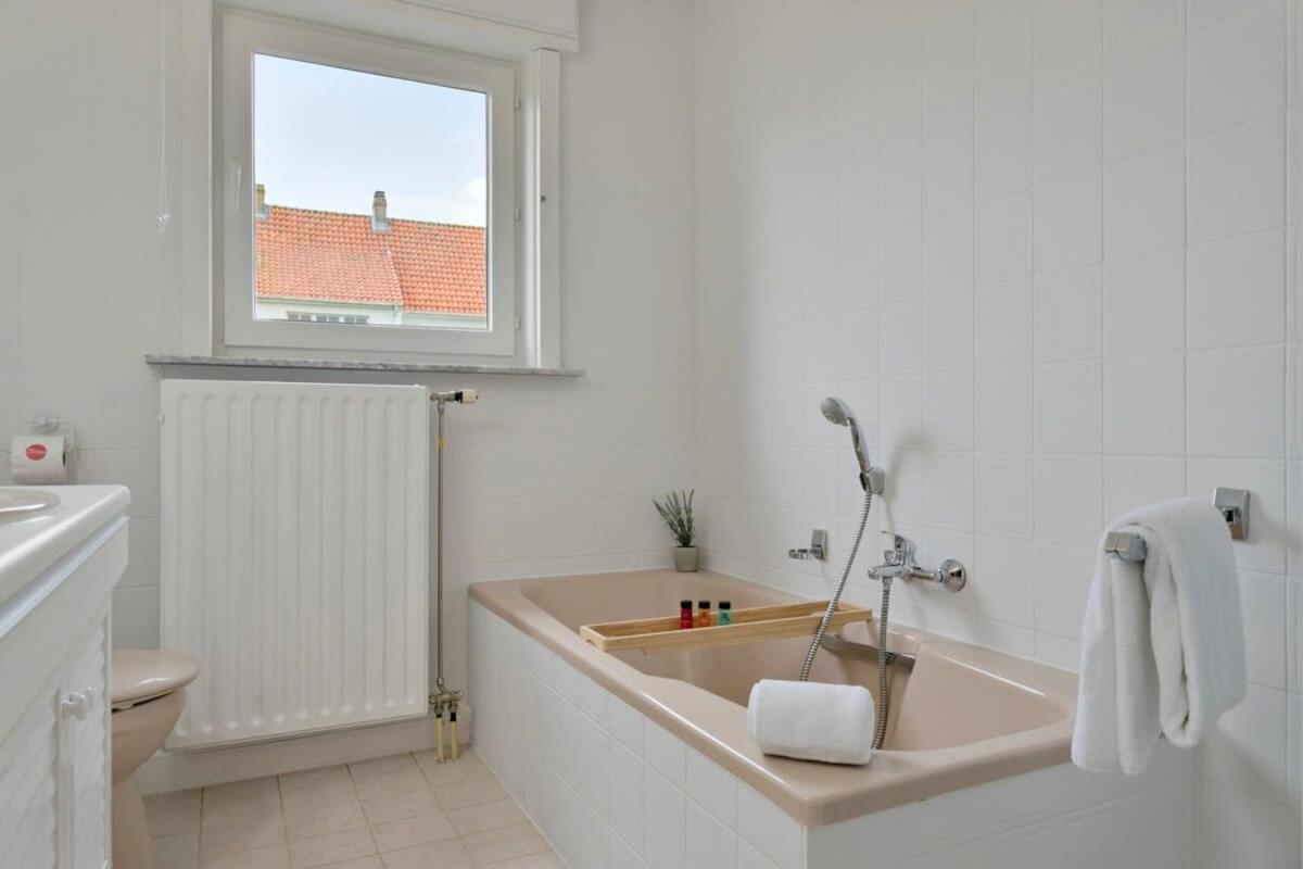 Huswell - Spacious Bungalow With Garden Near The Beach & Sea Middelkerke Esterno foto